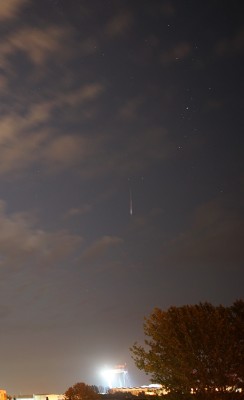 DSC02266_cut.JPG (233.32 KiB) 6972 mal betrachtet Ausschnitt re. Bildkante Sony Alpha 7S 2/25 mm + Dydim, 21:08 UT, t 13" ISO 640