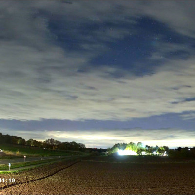 Fotografisches PL um 19 Uhr 41 Bild anklicken für größere Version