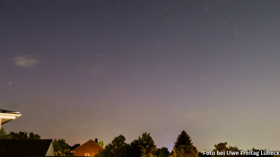 Datum :   18 Mai 2024<br />Ort:   Lübeck <br />Zeit:   00.59 Uhr MESZ<br />Brennweite 24 mm , Blende 3,2   ISO 1250,   Zeit 8 Sek