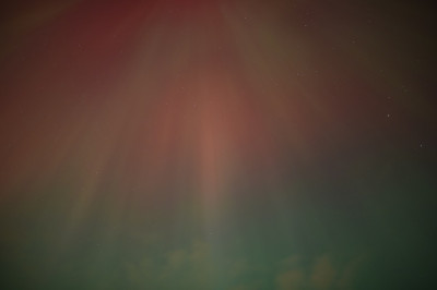 23:20UTC - Nord, Corona-Aurora - Nikon D750; Sigma 20mm; f/1.4; ISO640; 3sec