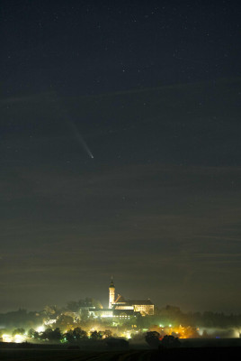 Komet T.A. 21.10.24 Andechs klein.jpg