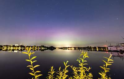 21:37 UTC, leichte Strahlenaktivität