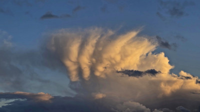 Mammatus-kl.jpg