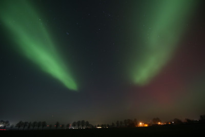 Blick nach Westen pulsierend sogar südlich vom Standort. 23:38MEZ