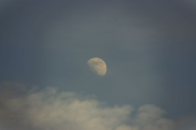 Mond am Taghimmel.JPG
