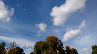 Die 120° Nebensonne inmitten von Wolken